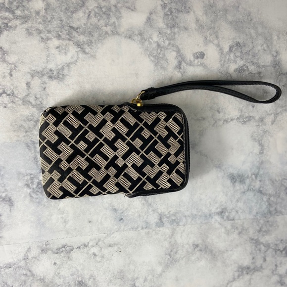 3 for $30- Tommy Hilfiger Wristlet - Picture 2 of 3